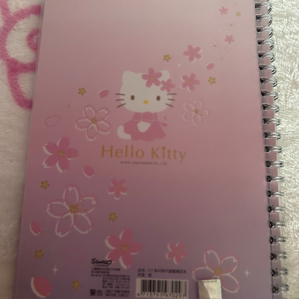 Sakura Hello Kitty Note Book - Picture 3 of 3